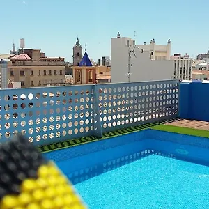 Homely Carreteria Con Piscina Malaga